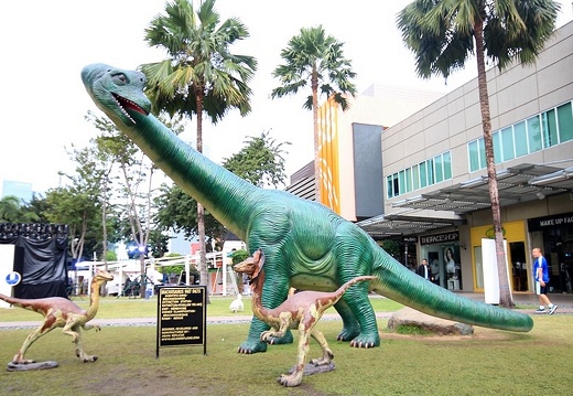 140 LIFE SIZE BRACHIOSAURUS DINOSAUR LIFE LIKE RAPTOR DINOSAUR 2