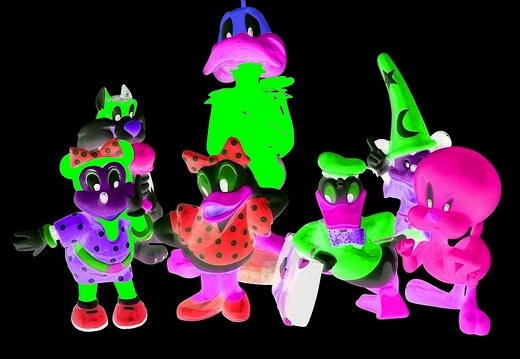 20202 MINI GOLF OBSTACLES THEMES GLOW IN DARK PAINTED PRODUCTS 1