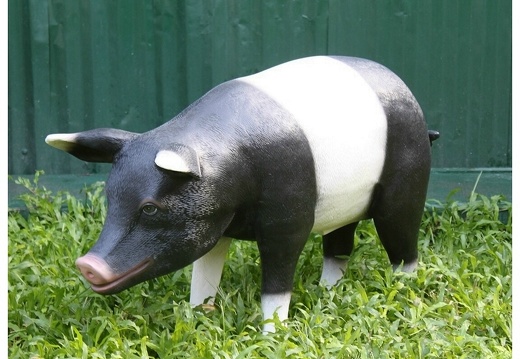 445 LIFE LIKE BLACK AND WHITE PIG STANDING