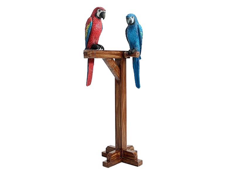526_LIFE_LIKE_PAIR_OF_BLUE_AND_RED_PARROTS_ON_WOODEN_PERCH_1.JPG