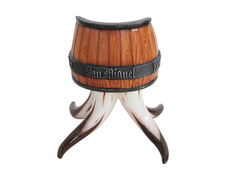 JJ024_ANTIQUE_BARREL_CHAIR_WROUGHT_IRON_4_BEER_NAMES_RING_ON_BULL_HORN_STAND_4.JPG