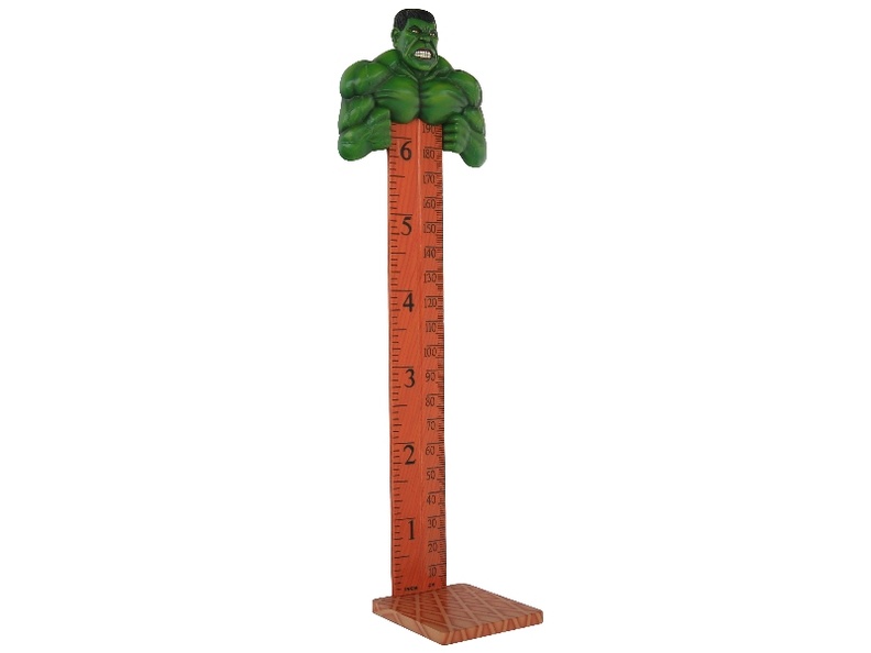 B0412_INCREDIBLE_HULK_GREEN_MONSTER_HOW_TALL_ARE_YOU_RULER_ON_A_BASE_3.JPG