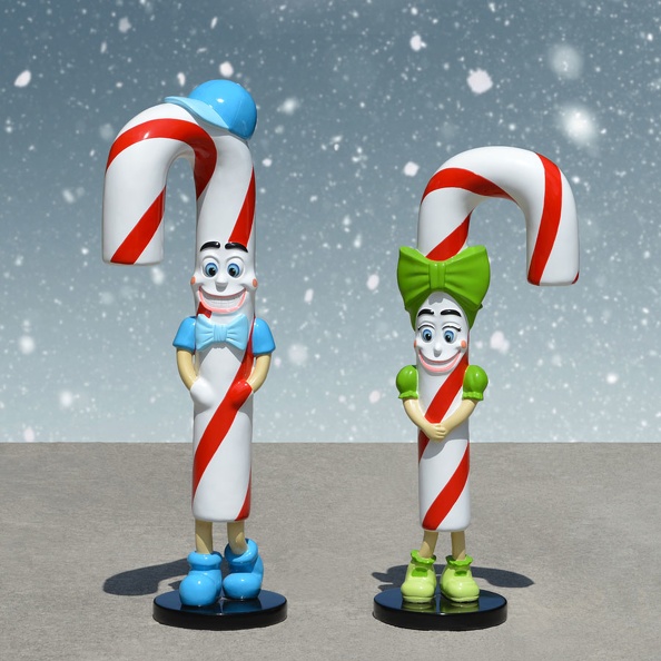 1595_FUNNY_CHRISTMAS_CANDY_CANE_FAMILY.JPG