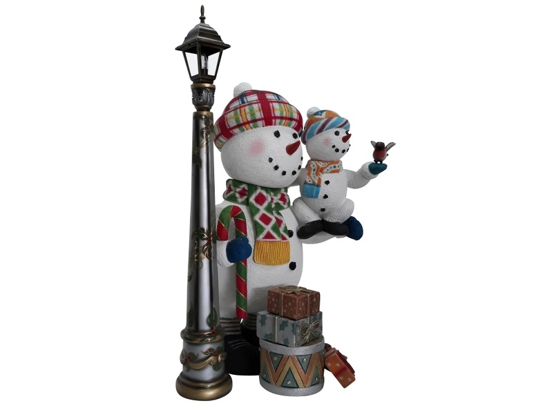 1646_FUNNY_CHRISTMAS_SNOWMAN_STATUE_HOLDING_BABY_SNOWMAN_LAMPOST_2.JPG