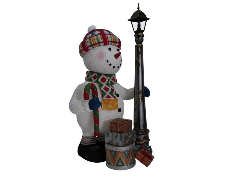 1647_FUNNY_CHRISTMAS_SNOWMAN_STATUE_HOLDING_CANDY_CANE_LAMPOST_2.JPG
