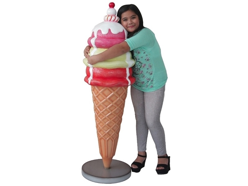 B0696_3D_LIFE_SIZE_REPLICA_ICE_CREAM_ANY_SIZE_AVAILABLE_4.JPG