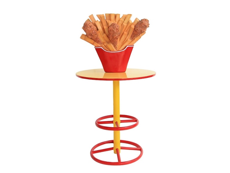 JBTH277E_DELICIOUS_LOOKING_CHICKEN_CHIPS_FRENCH_FRIES_TABLE_1.JPG