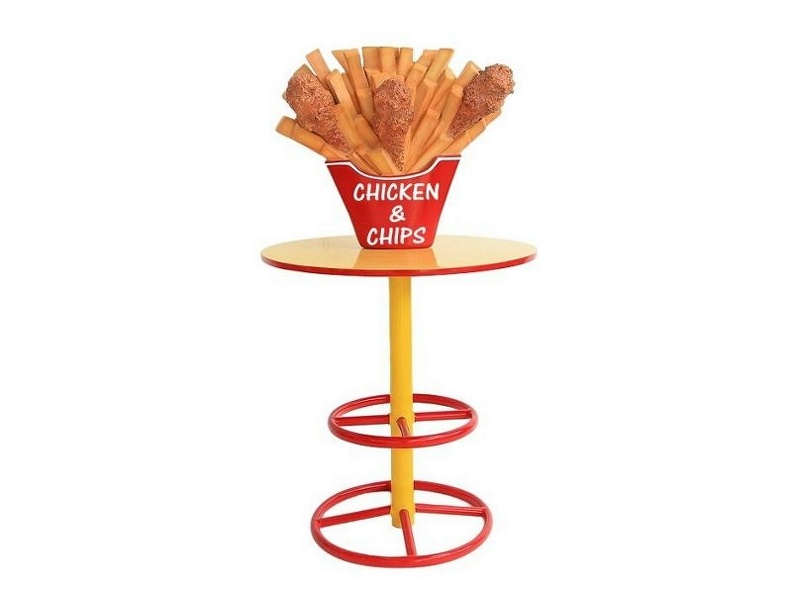 JBTH277E_DELICIOUS_LOOKING_CHICKEN_CHIPS_FRENCH_FRIES_TABLE_2.JPG