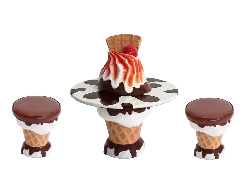 JBTH392A_DELICIOUS_LOOKING_CHOCOLATE_ICE_CREAM_TABLE_ICE_CREAM_TOPPING_2_ICE_CREAM_STOOLS.JPG