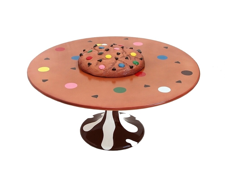 JBTH426B_LARGE_DELICIOUS_LOOKING_COOKIE_TABLE_WITH_CENTER_COOKIE_DISPLAY.JPG