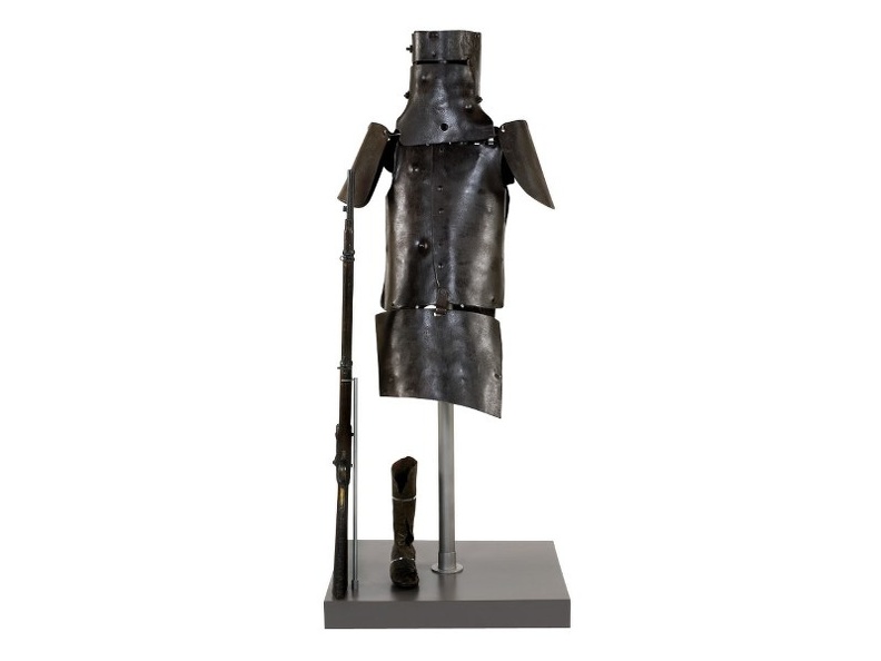 BJM0122_NED_KELLY_ANTIQUE_SUIT_OF_ARMOUR_LIFE_SIZE_REPLICA.JPG