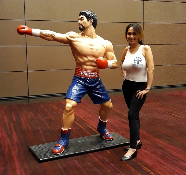 JBPACMAN01_LIFE_SIZE_OFFICIAL_MANNY_PACQUIAO_STATUE_LIMITED_EDITION_1.JPG