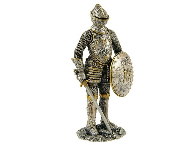 JJ1259_MEDIEVAL_KNIGHT_IN_ARMOUR_LIFE_SIZE_STATUE.JPG