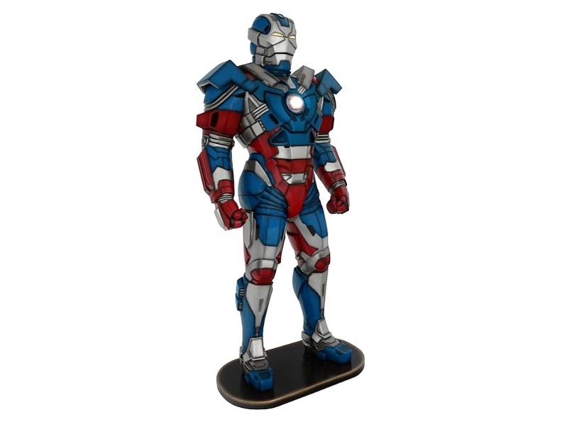 JJ6223_IRON_MAN_PATRIOT_STATUE_WITH_WORKING_CHEST_LIGHT_RAY_2.JPG