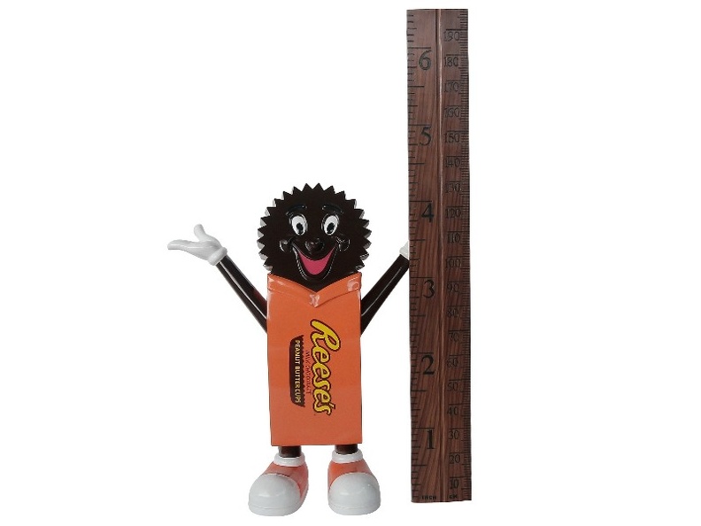 N6294_REESES_CHOCOLATE_BAR_3D_STATUE_HOW_TALL_ARE_YOU_RULER_1.JPG