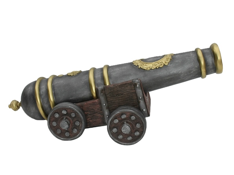 195_MEDIEVAL_PIRATE_SHIPS_CANNON_1.JPG