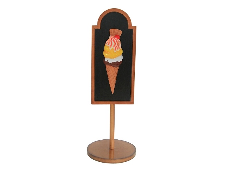 JJ220_HALF_ICE_CREAM_WITH_WAFFLE_CHERRY_ADVERTISING_BOARD_STAND_ANY_WORDS_PAINTED_1.JPG