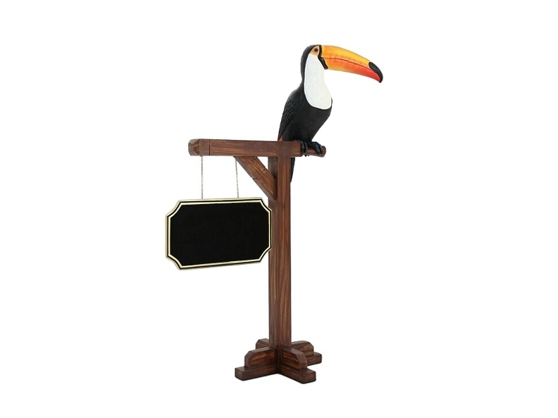 JJ722_TOUCAN_BIRD_ON_WOOD_STAND_ADVERTISING_BOARD_ANY_WORDS_PAINTED_ON_BOARD_1.JPG