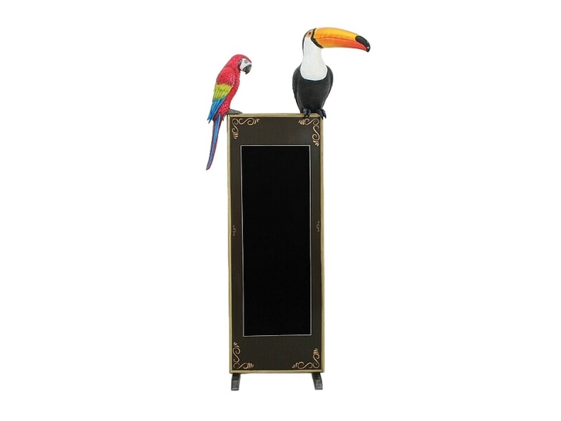 JJ724_TOUCAN_BIRD_PARROT_ON_LARGE_ADVERTISING_BOARD_ANY_WORDS_PAINTED_ON_BOARD_1.JPG