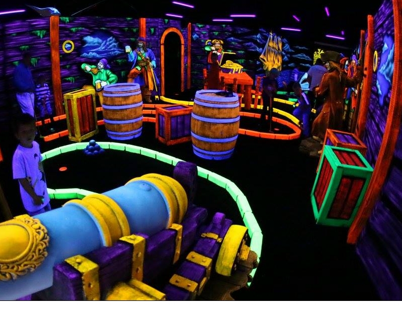 Glow In The Dark - Mini Golf Obstacles Themes & Glow In The Dark Painted Products